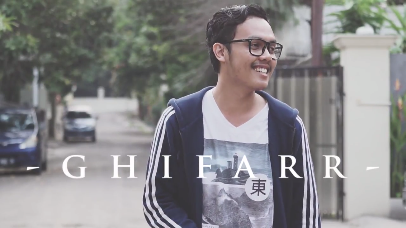 Romantisme Tanpa Umbar Kata Cinta Ala Ghifarr